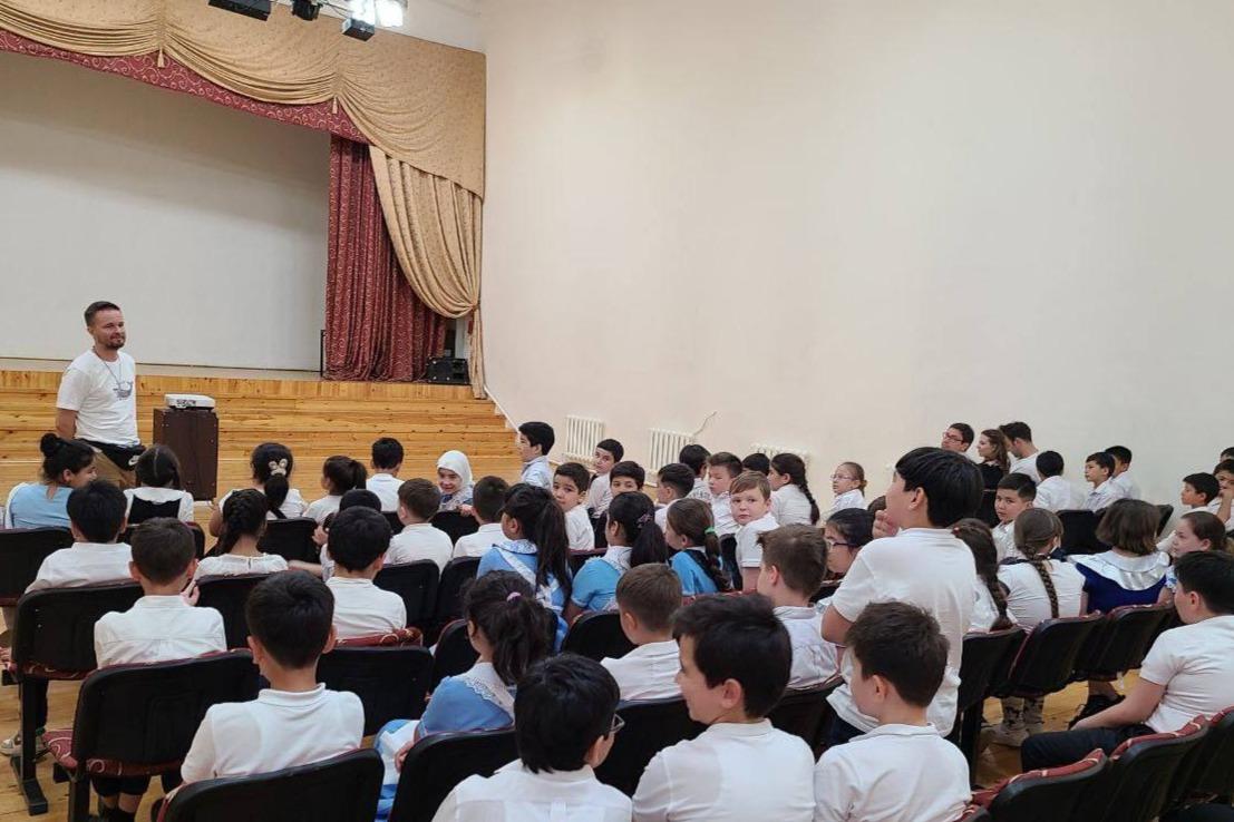 В Узбекистане завершился образовательно-просветительский проект,  посвященный русскому языку