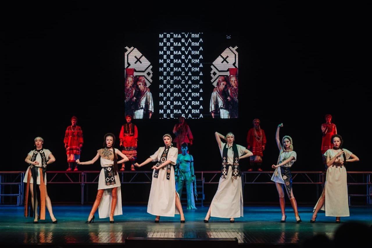 Проект «Живое древнее искусство. Старинные мокшанские орнаменты» представили в Мордовии