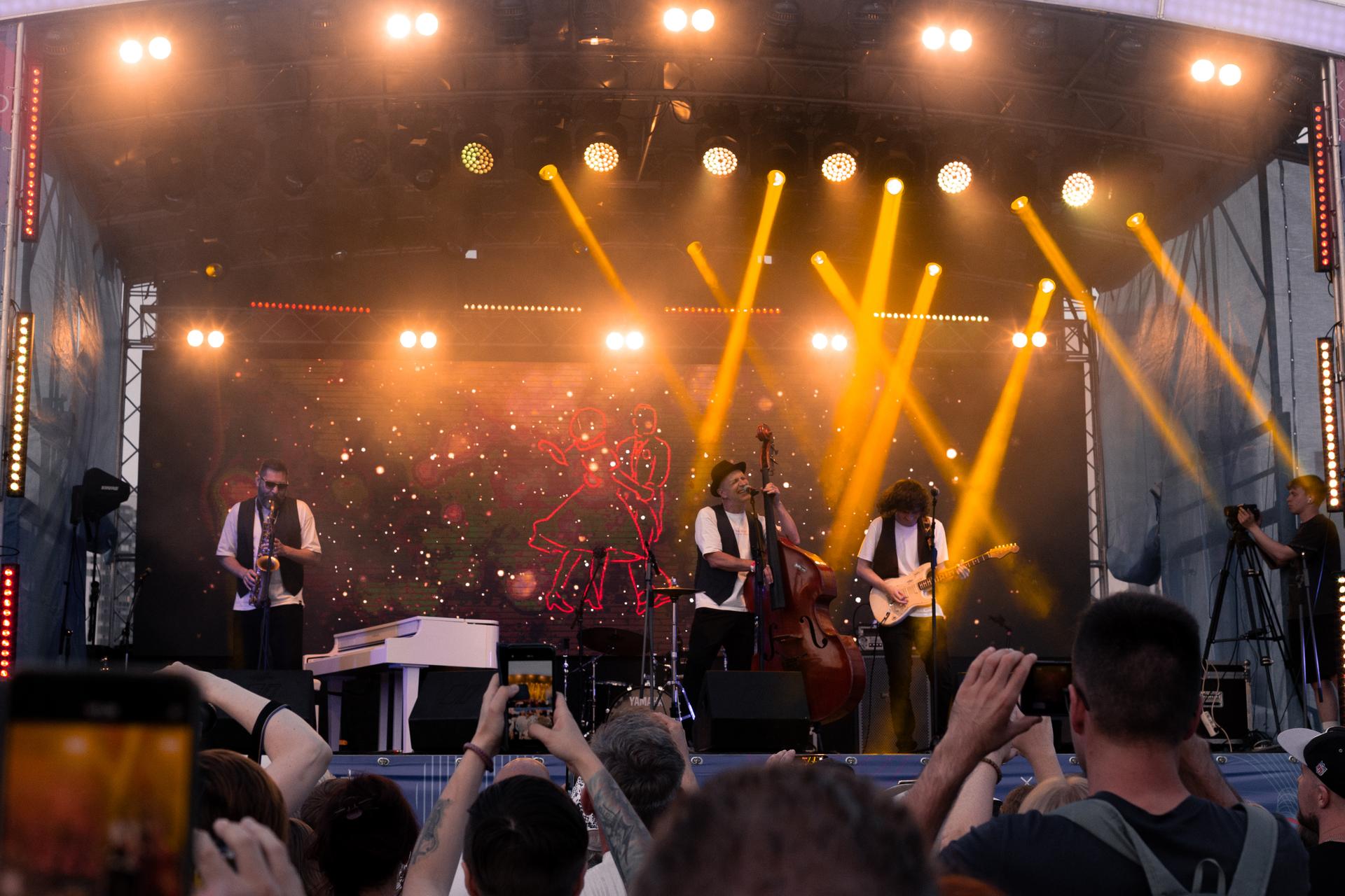 «Белые ночи» в Купчино: Билли Новик пообещал продолжение фестиваля