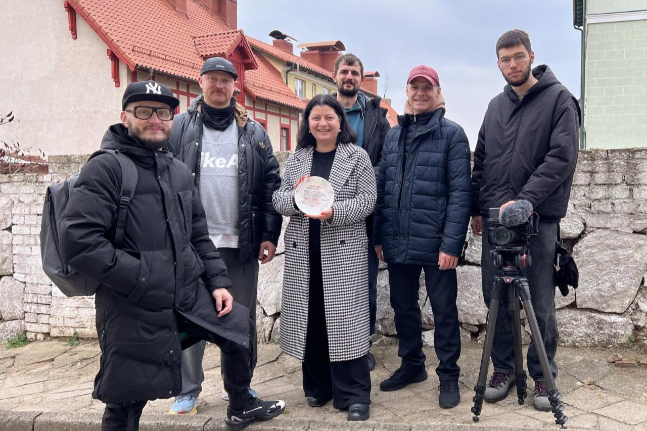 В России сняли документальный сериал о жителях 12 регионов страны.  Где смотреть цикл «Русские. XXI век»?