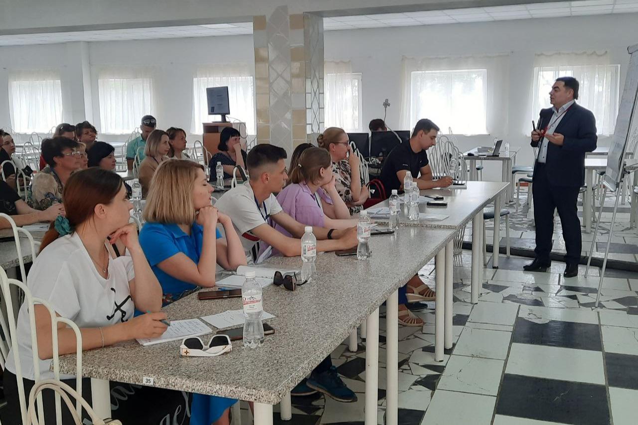 В Донецкой Народной Республике прошло образовательное мероприятие для потенциальных участников грантовых конкурсов ПФКИ