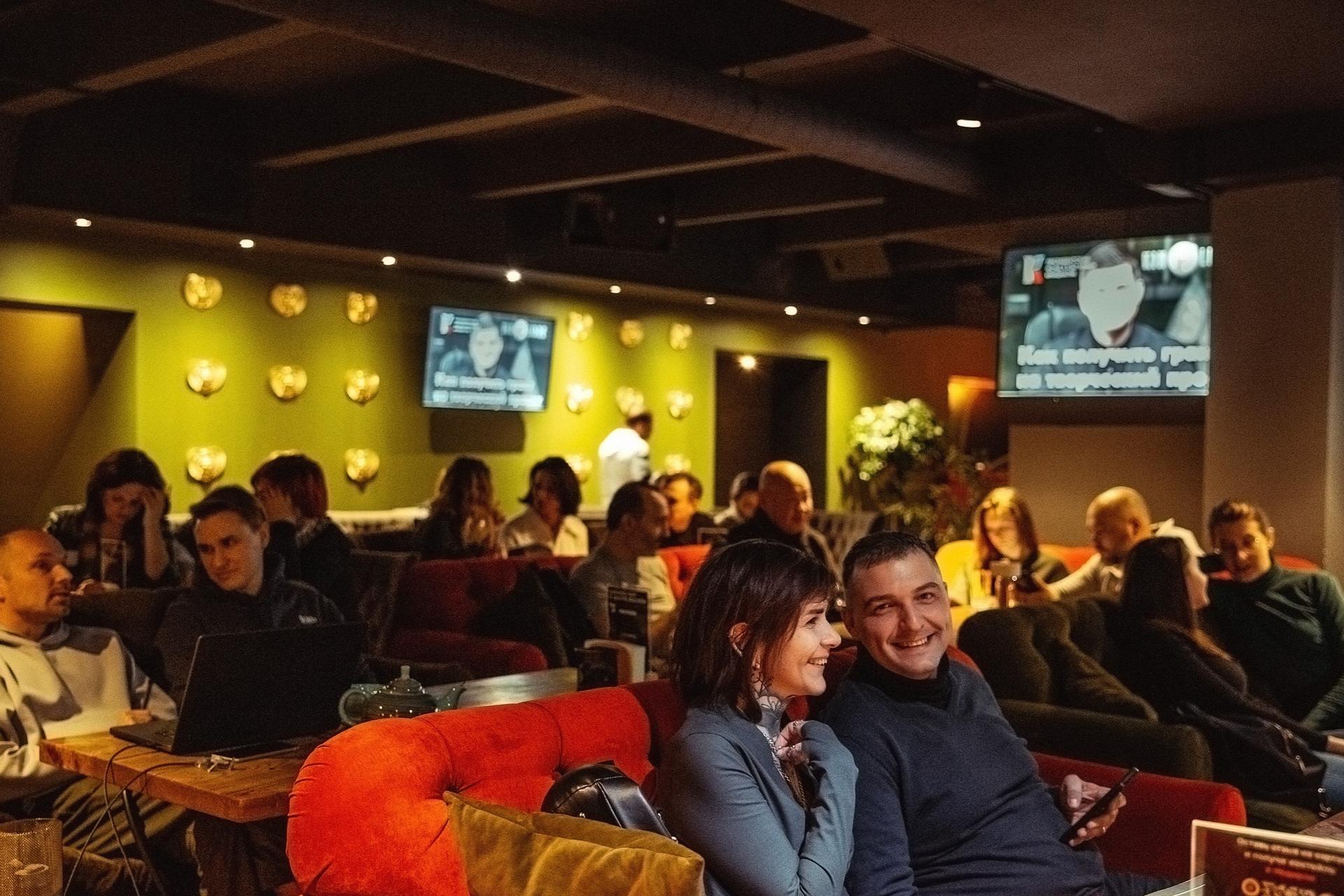 Гранты для актеров, продюсеров и режиссеров: в Москве прошла творческая встреча с представителями киноиндустрии