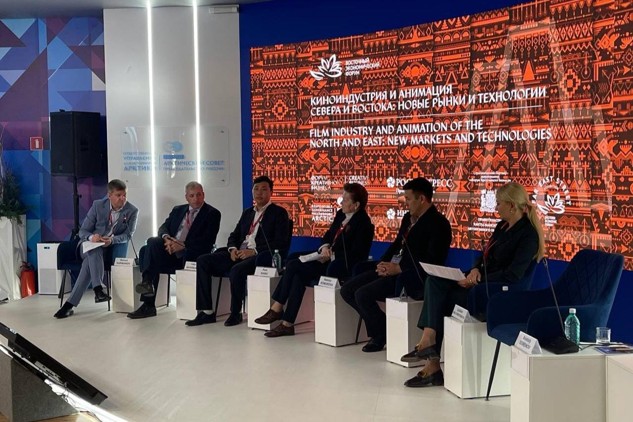 Наталья Комарова: «Важно создать условия, чтобы люди, задействованные в творческих сферах, чувствовали себя конкурентными»