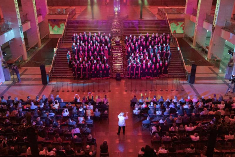 В Москве состоялась премьера спектакля «Покуда сердца стучат…»