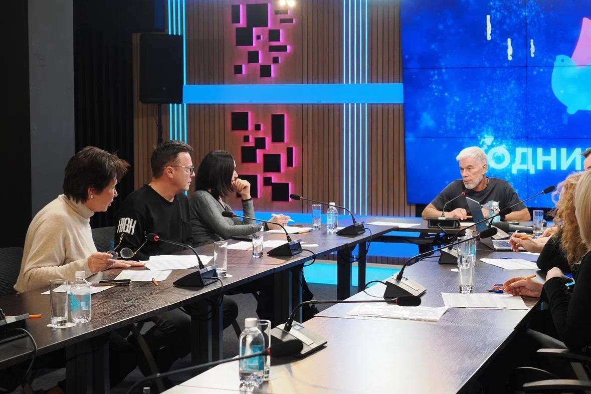 «Самые лучшие детские песни пишут дети». В Москве прошло заседание жюри конкурса детской песни «Родники.Дети».