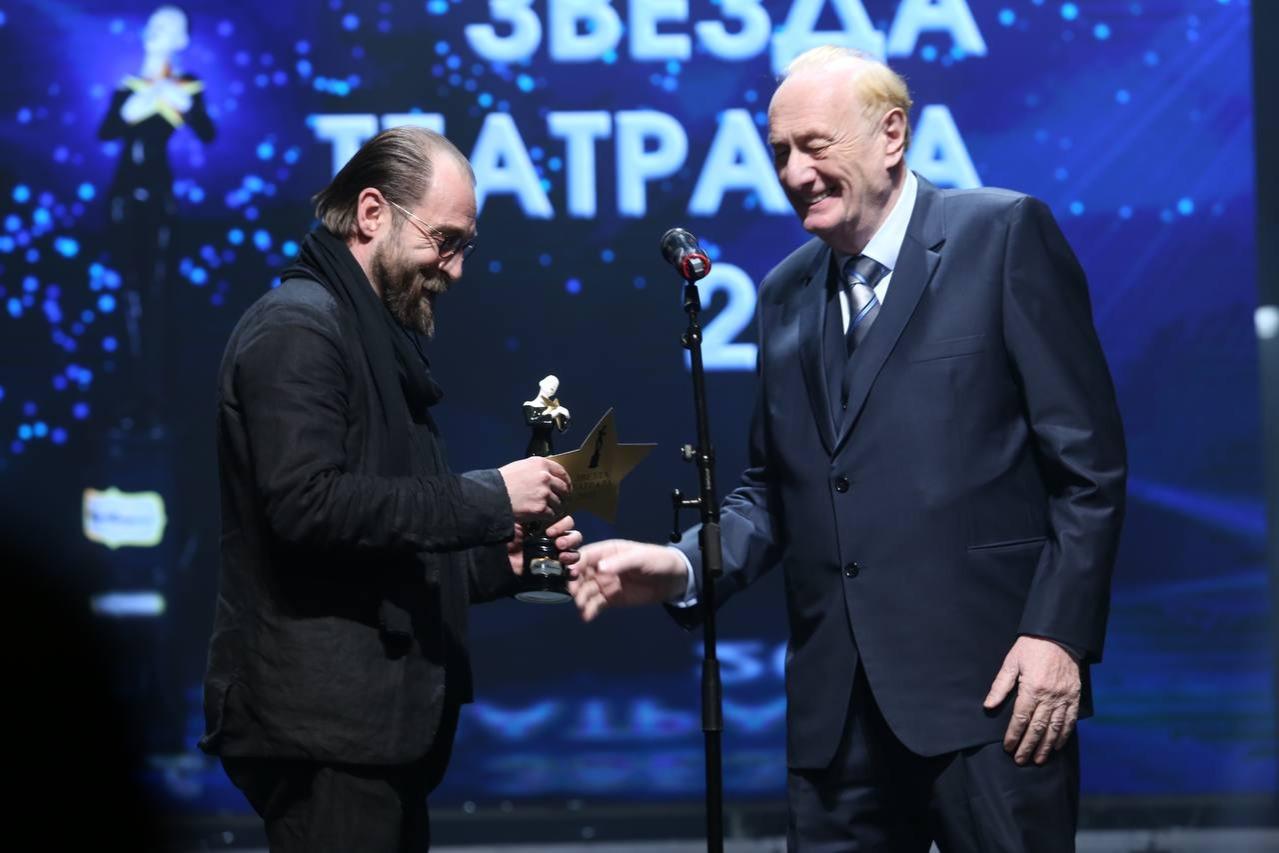 В Москве наградили лауреатов премии "Звезда театрала"