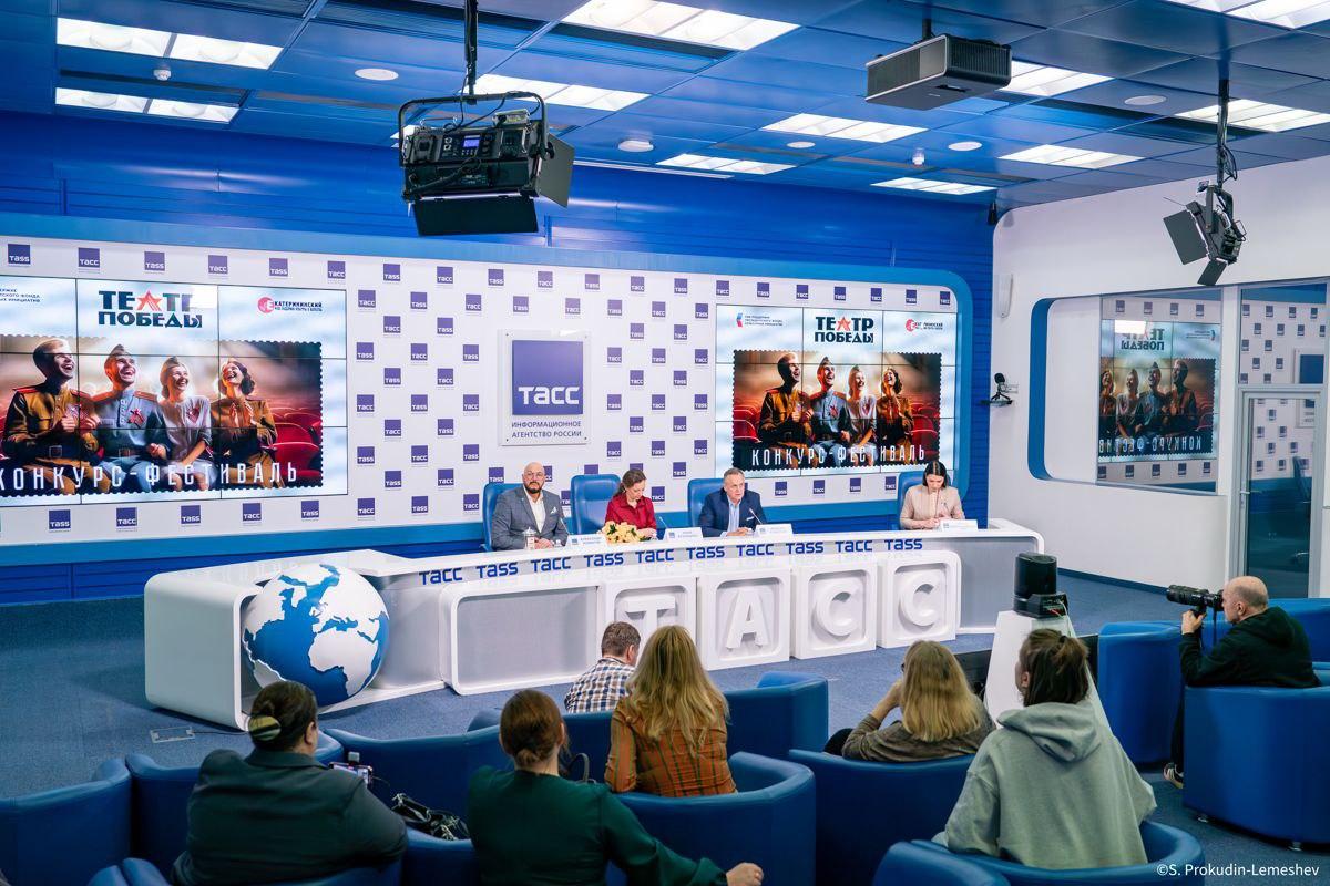 Конкурс-фестиваль «Театр Победы» объединил более 300 театров со всей России