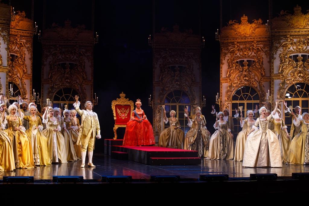 Культурная неделя: Екатерина Великая, Таврида Сокровенная и соломенные лошади