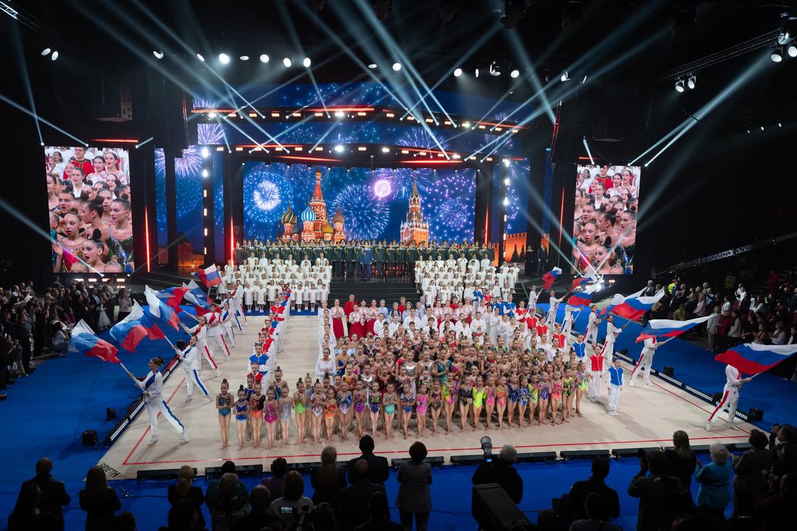 Филипп Киркоров, Валерия, Владимир Пресняков и другие звёзды зажгли на спортивной Премии во Дворце Ирины Винер