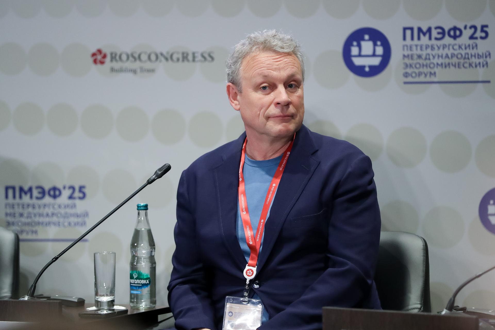 Сергей Жигунов на ПМЭФ-25: «Логотип Президентского фонда культурных инициатив – охранная грамота»